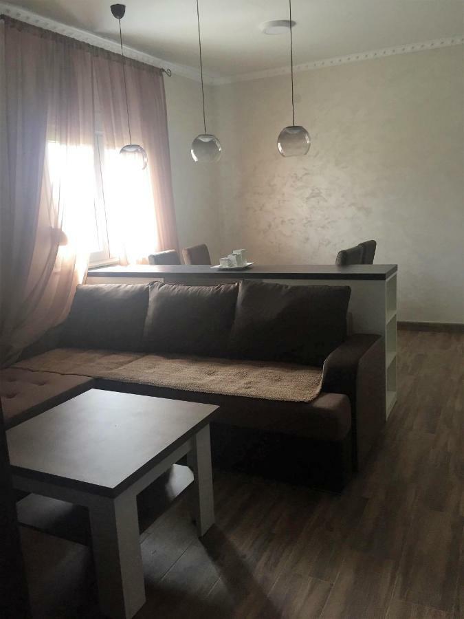 Golubovci Eko Apartmani Krackovic מראה חיצוני תמונה