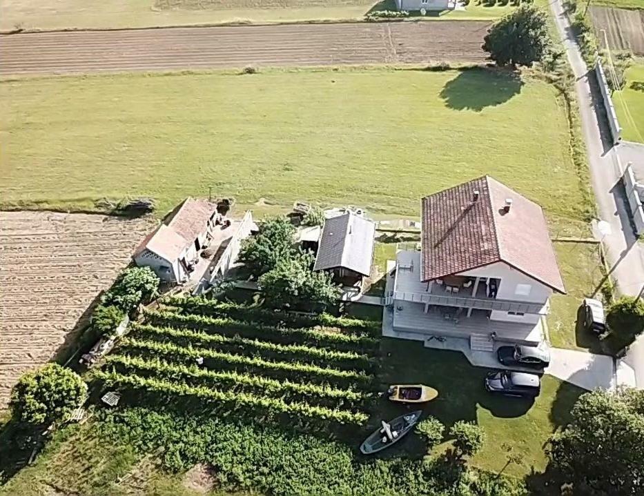 Golubovci Eko Apartmani Krackovic מראה חיצוני תמונה