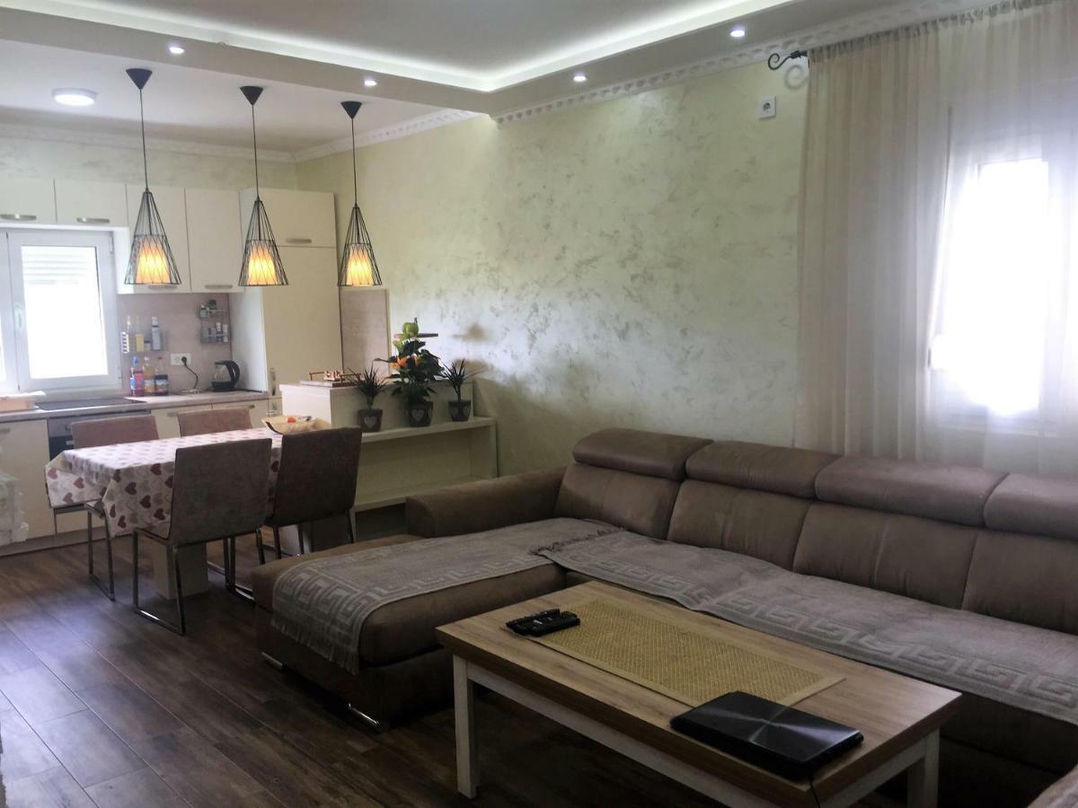 Golubovci Eko Apartmani Krackovic מראה חיצוני תמונה